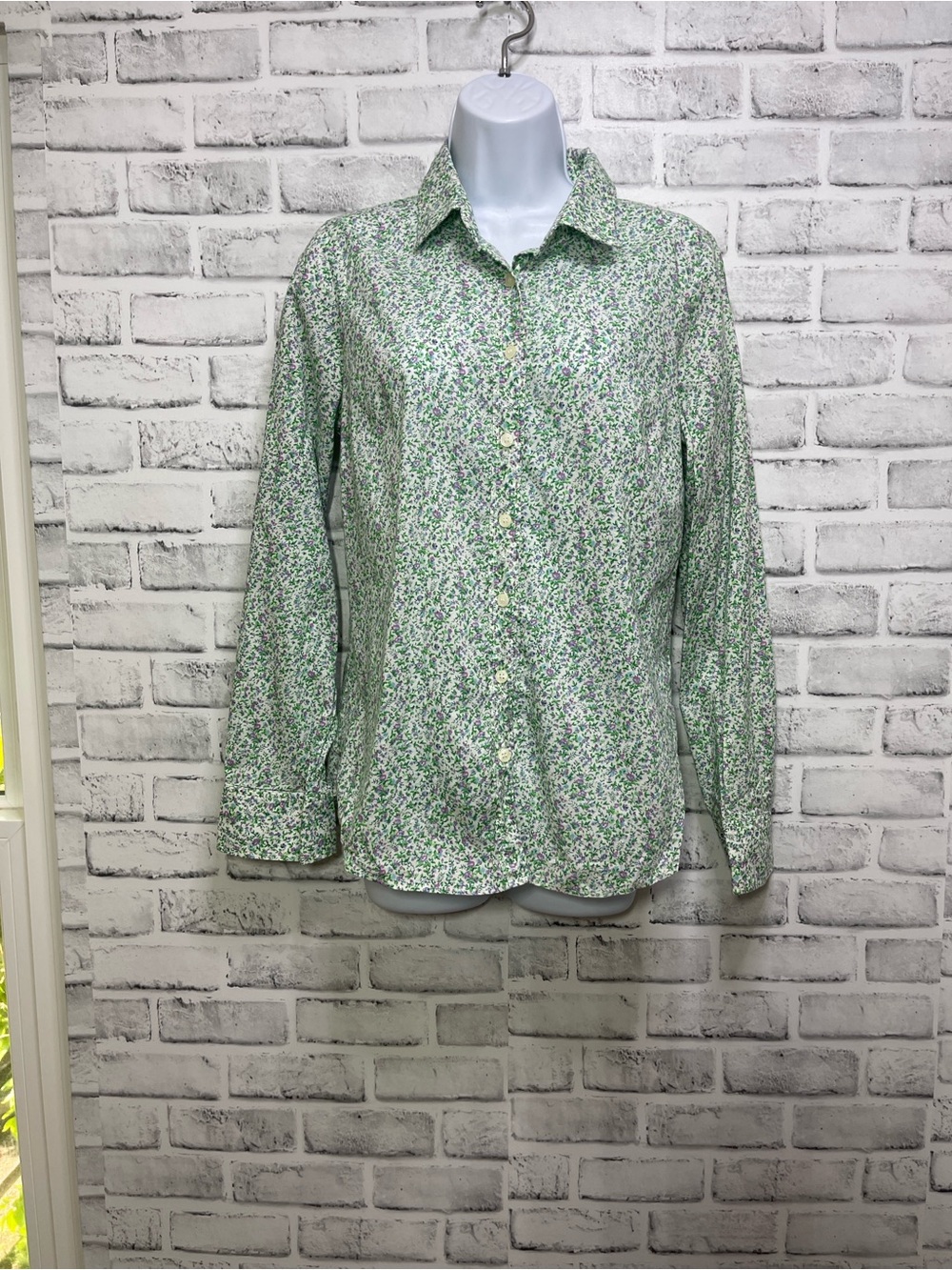 J.Crew  “Perfect Shirt" Green Purple Dainty Floral Print Button Up Small